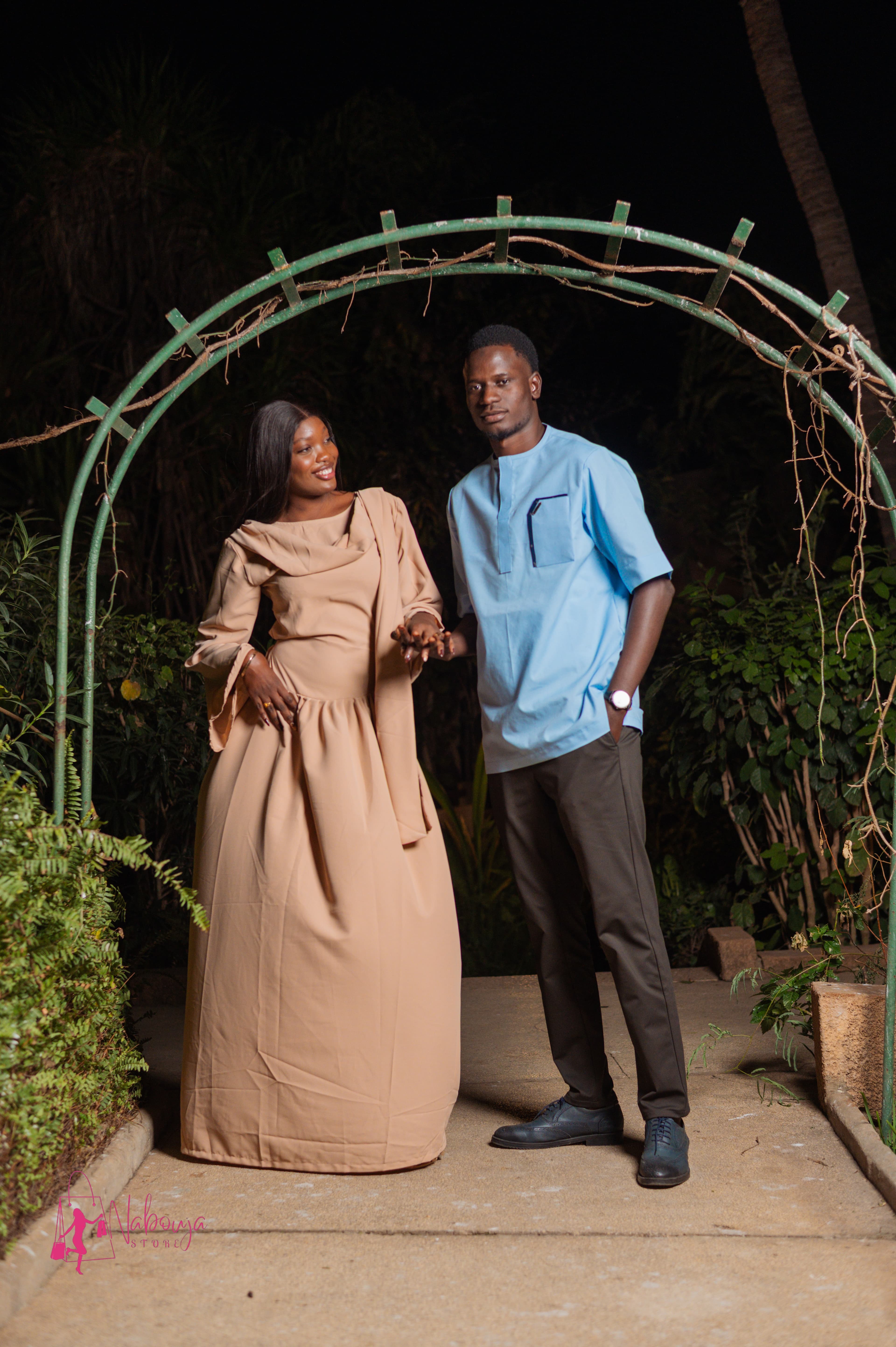 Chemise Blanche Détails Carreaux